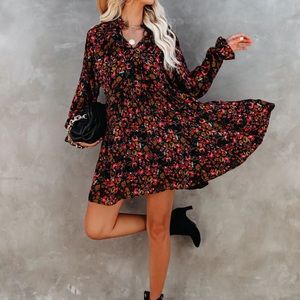 VICI Curves Ahead FLORAL TIERED BABYDOLL DRESS, Small